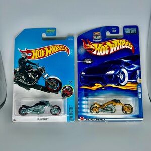 Hot Wheels BLAST LANE Lot of 2x - Black & Orange 2003 Collector #136 & HW MOTO
